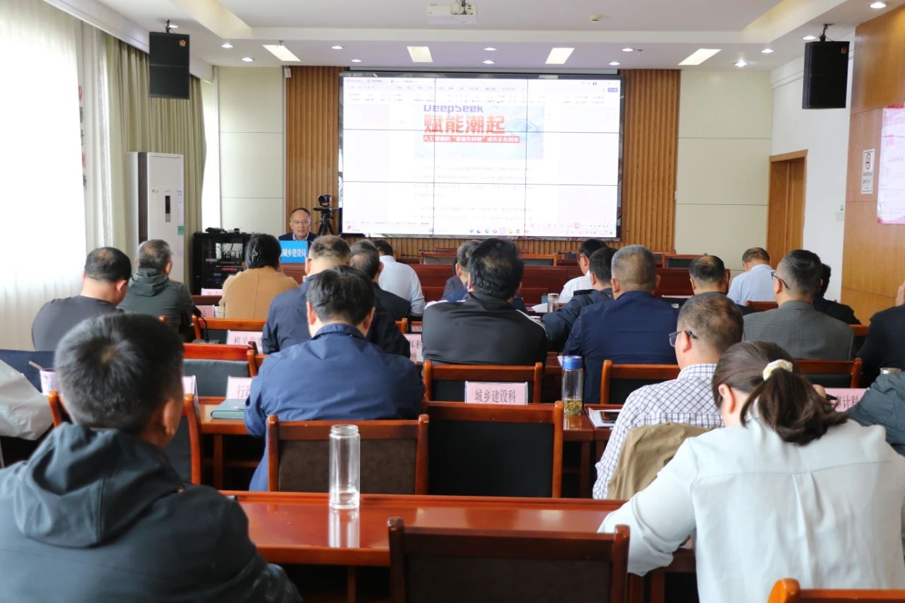市城乡建设局开展创建学习型机关“小讲坛”活动