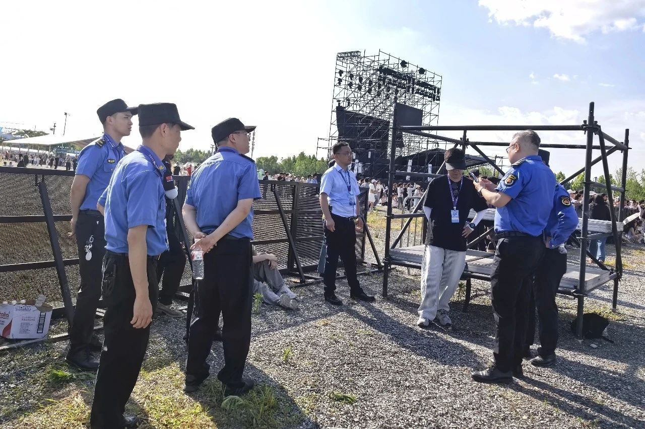 屯溪区城管局：优服务强保障，为音乐节成功举办保驾护航