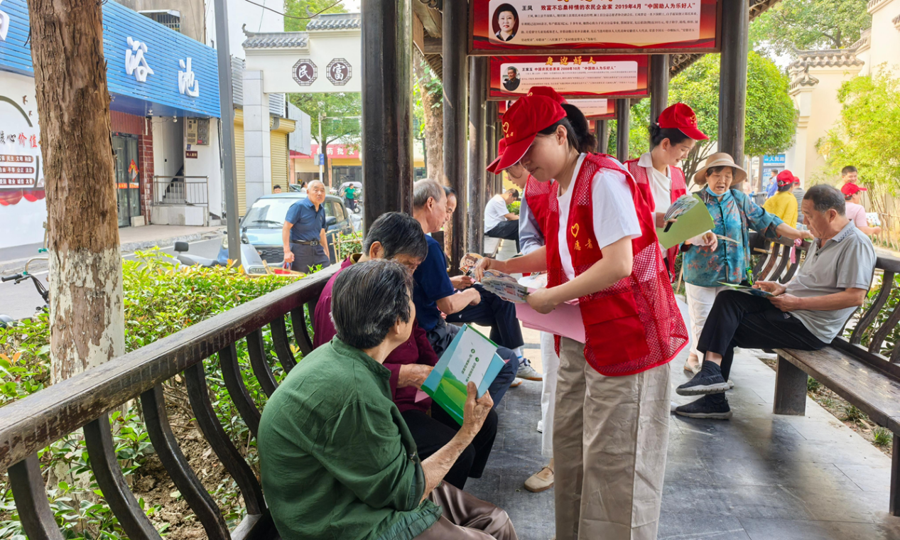 阜阳颍上：践行新时尚 分类必有我